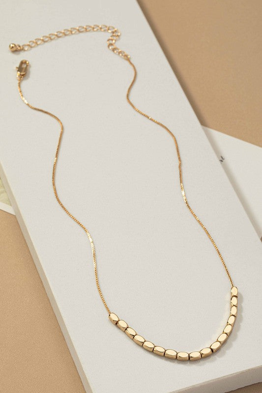 Flat Round Beaded Short Necklace | Gold