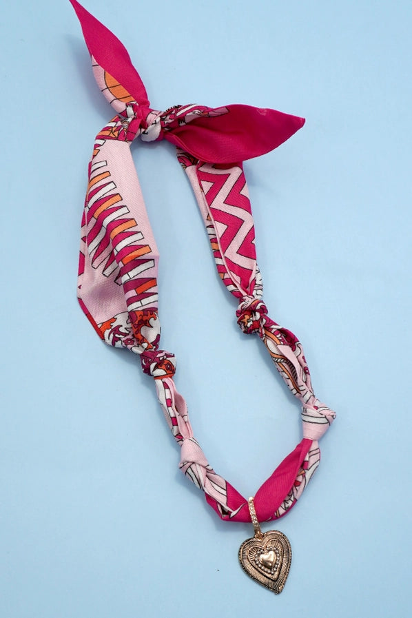 Handmade Scarf Necklace | Pink/Heart