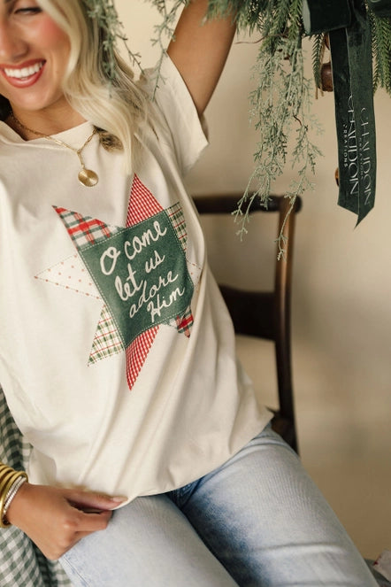 O Come Let Us Adore Him Quilt Tee | Ivory