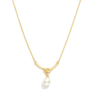 Knotted Pearl Pendant Chain | Gold Necklace