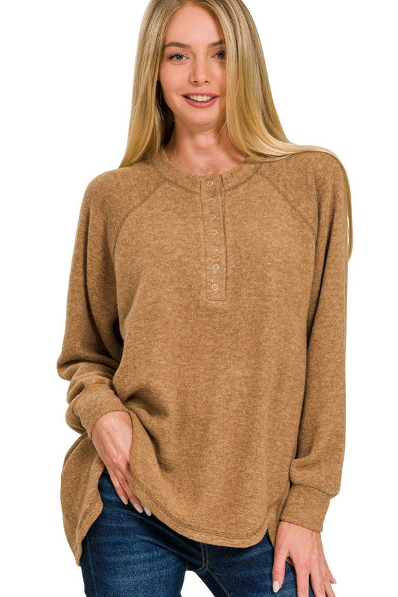 Henley Sweater | Camel