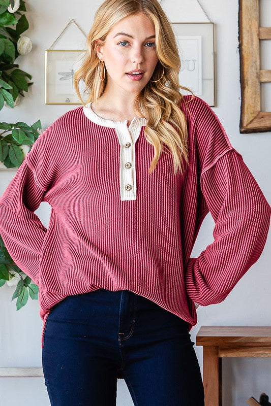 Ribbed Slouchy Button Front Top | Burgundy