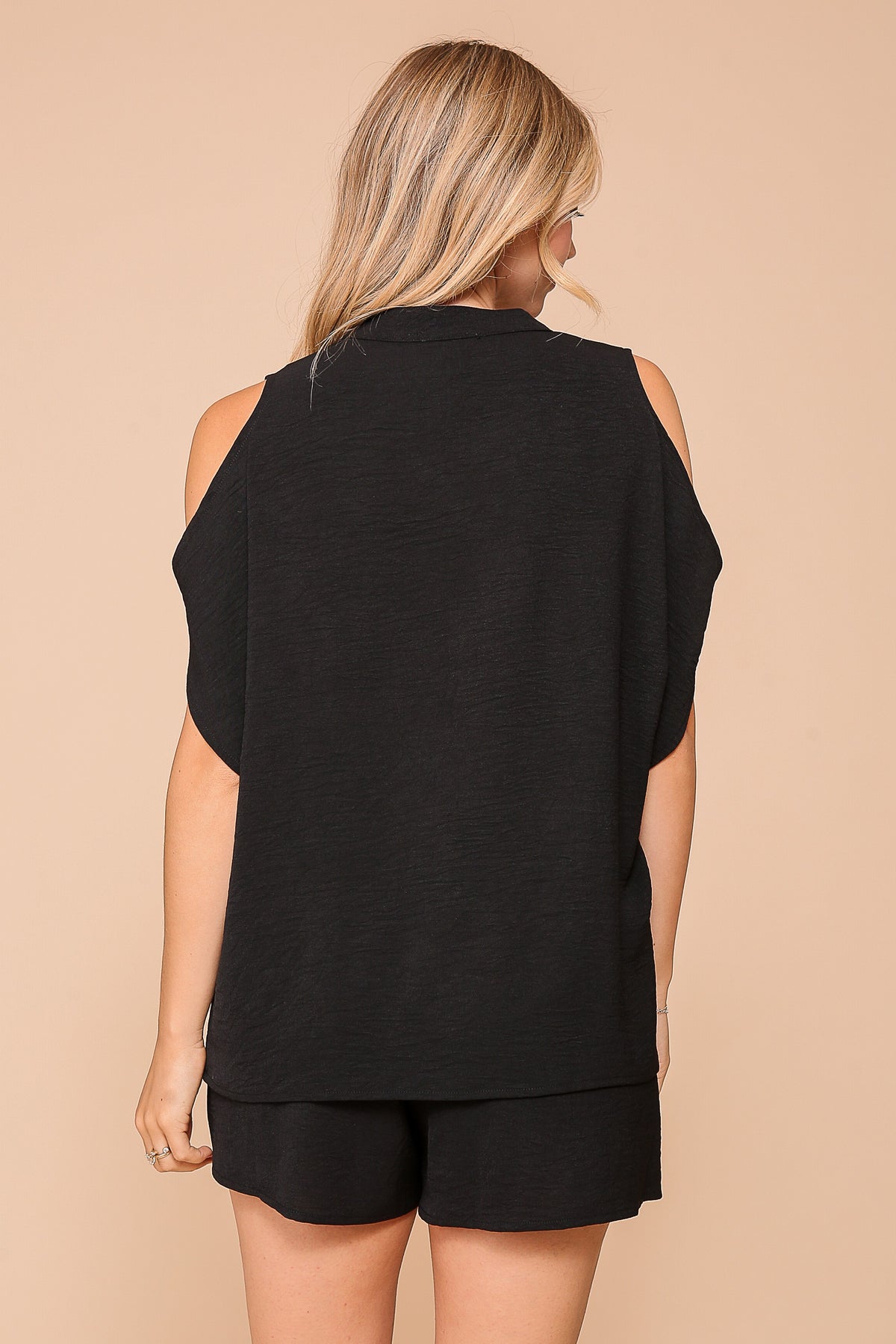 V-Neck Shoulder Cut Out Top | Black