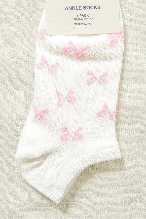 *DOORBUSTER DEAL | Ribbed Bow Socks | White
