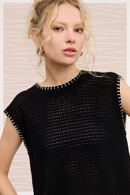 Crochet Knit Stitch Detail Top | Black