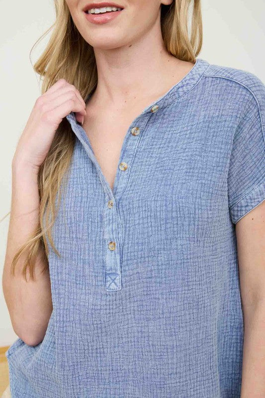 Washed Crinkle Short Sleeve Henley Top | Chambray