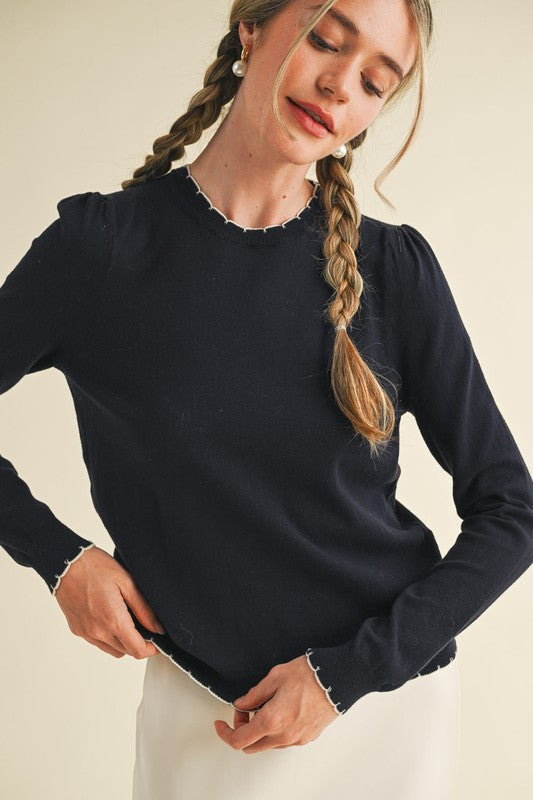 Scalloped Edge Contrast Top | Navy/Ivory