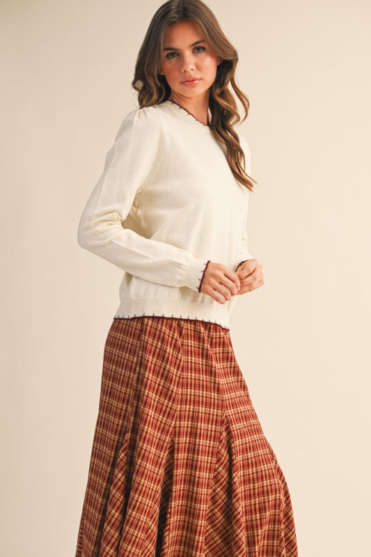 Scalloped Edge Contrast Top | Ivory/Wine