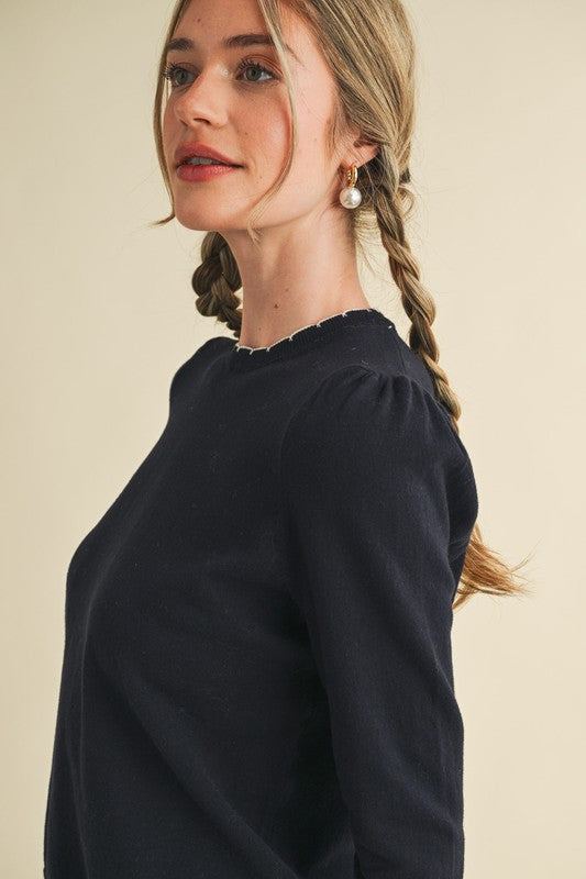 Scalloped Edge Contrast Top | Navy/Ivory