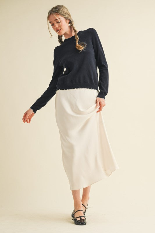 Scalloped Edge Contrast Top | Navy/Ivory