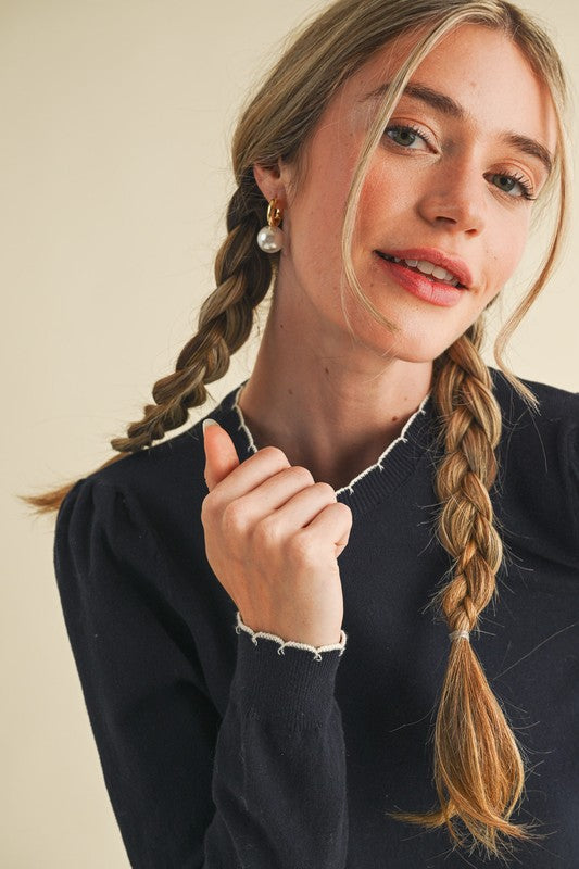 Scalloped Edge Contrast Top | Navy/Ivory