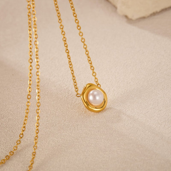 18k Stainless Pearl Pendant Necklace | Gold