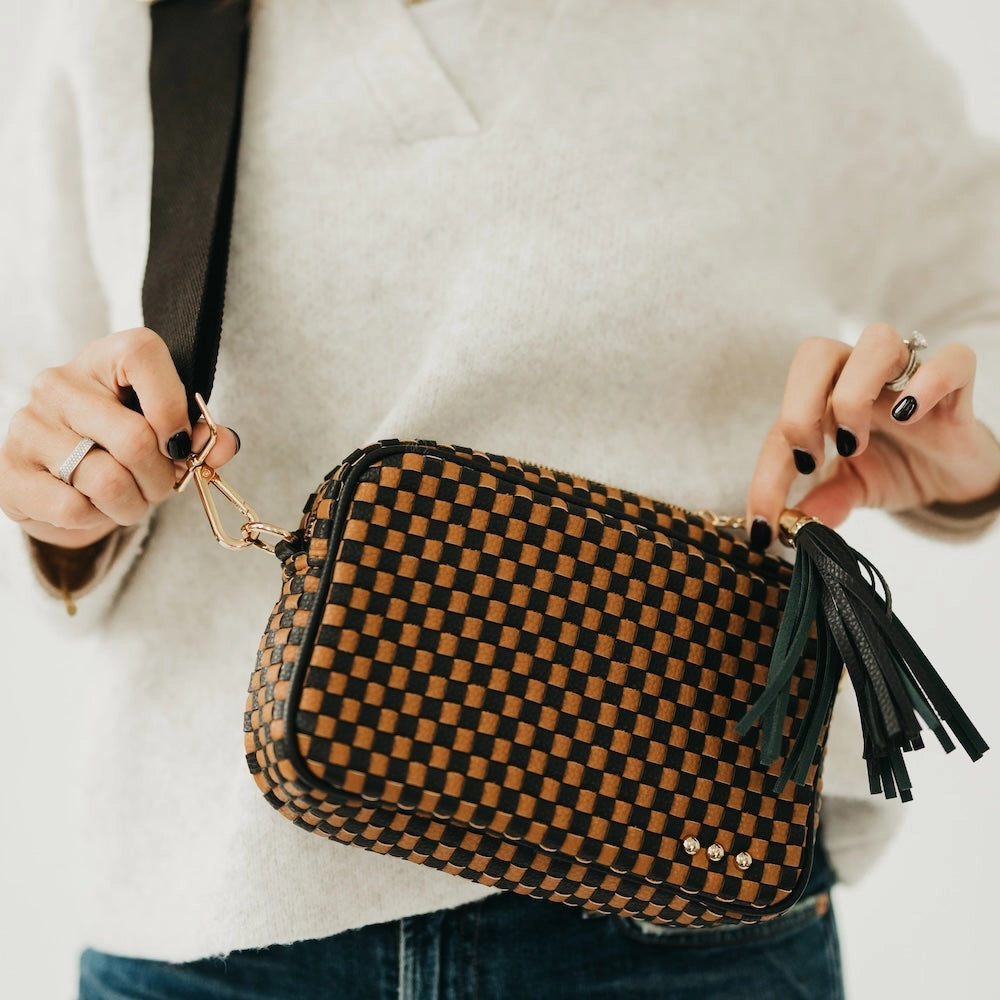 Woven Willow Camera Crossbody Bag | Checkered Coffee