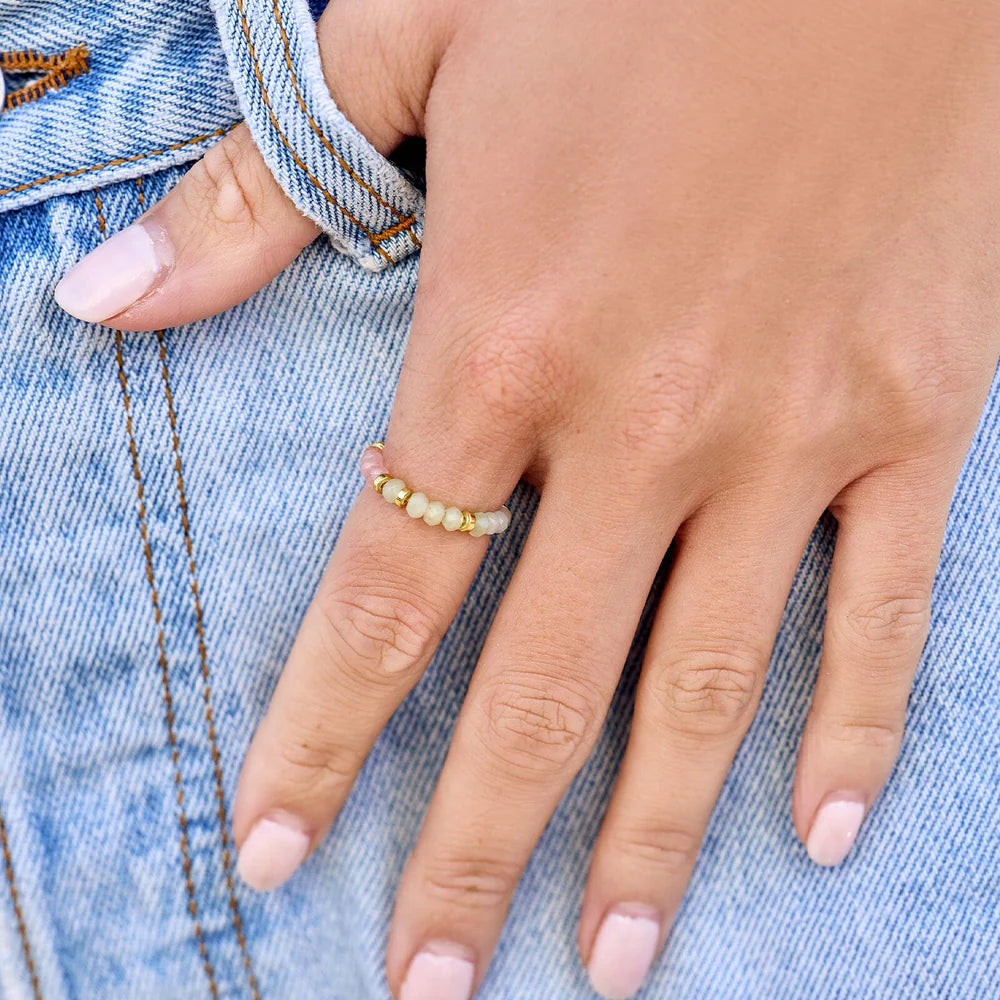 PURA VIDA Ring | Ombre Rainbow Bead Stretch