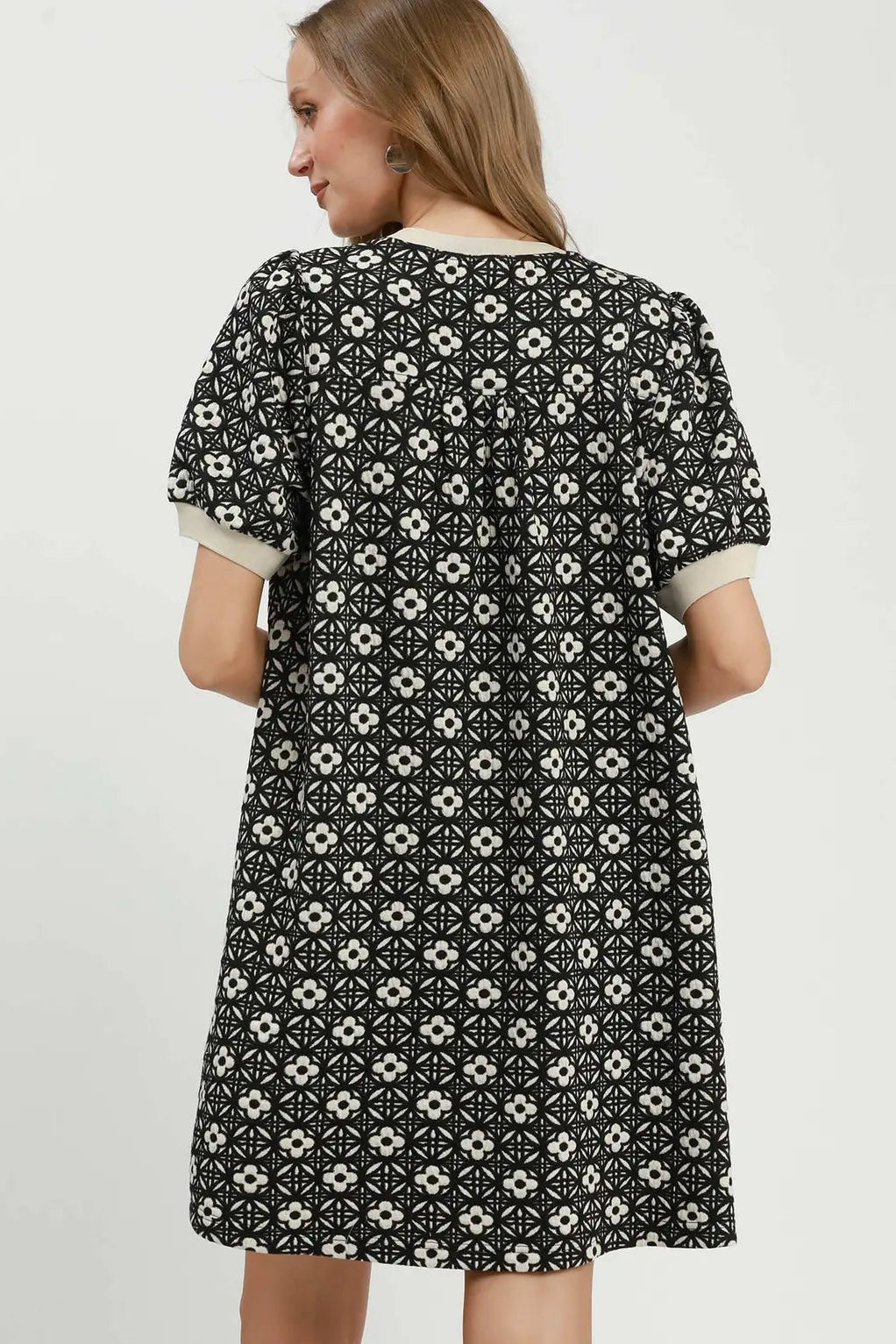 Floral Textured Puff Sleeve Dress | Black