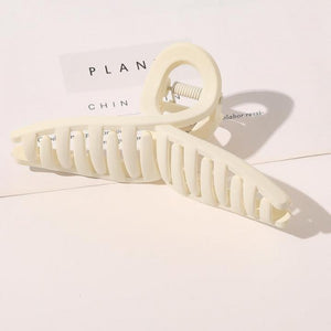 Criss Cross Hair Claw | Cream