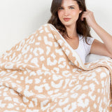 Comfy LUXE Leopard Blanket | Latte