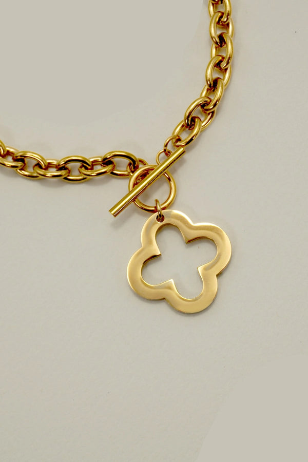 18k Clover Chunky Toggle Necklace | Gold