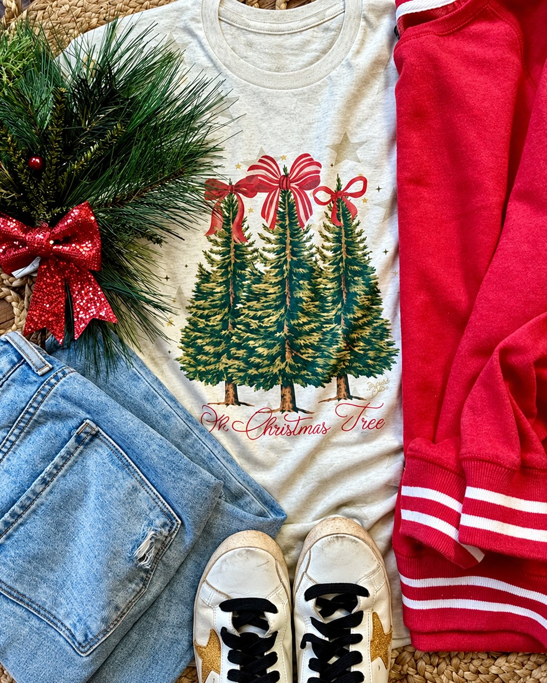 Oh Christmas Tree Bows Tee | Heather Grey Star