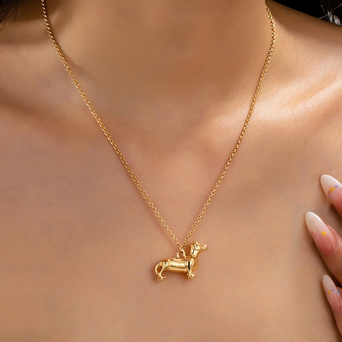 Dachshund Dog Pendant Necklace | Gold