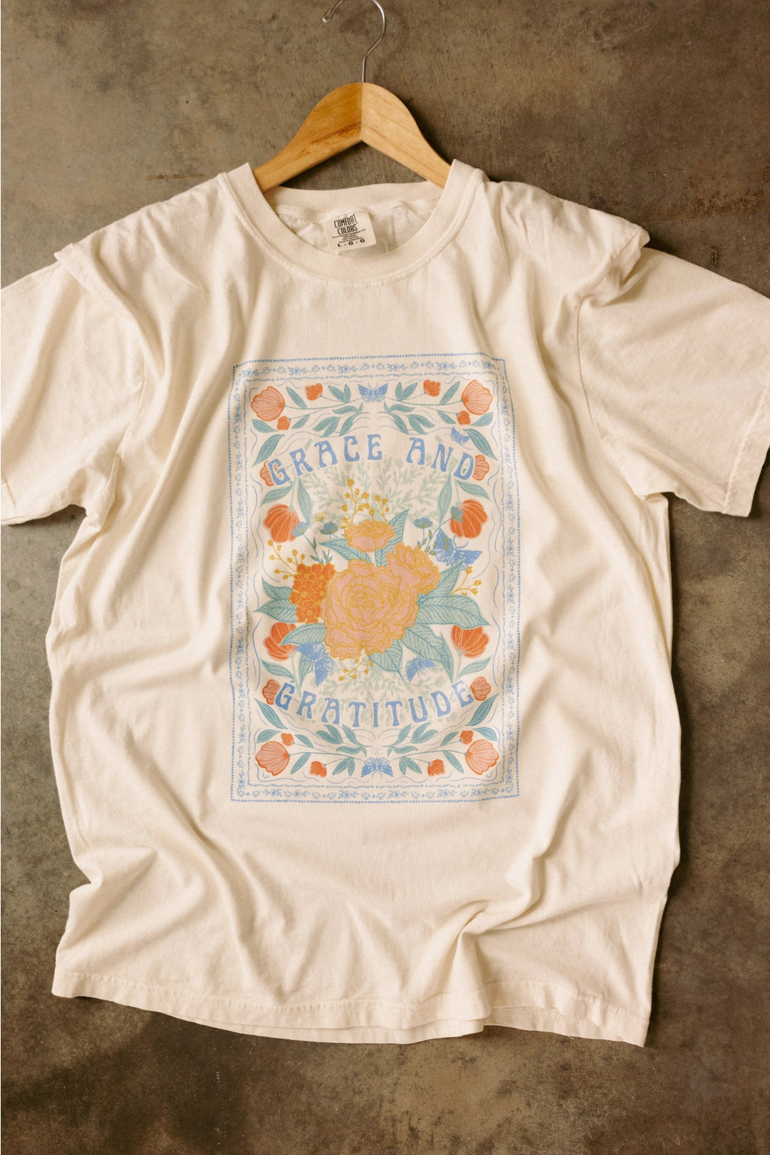 Grace and Gratitude Tee | Cream