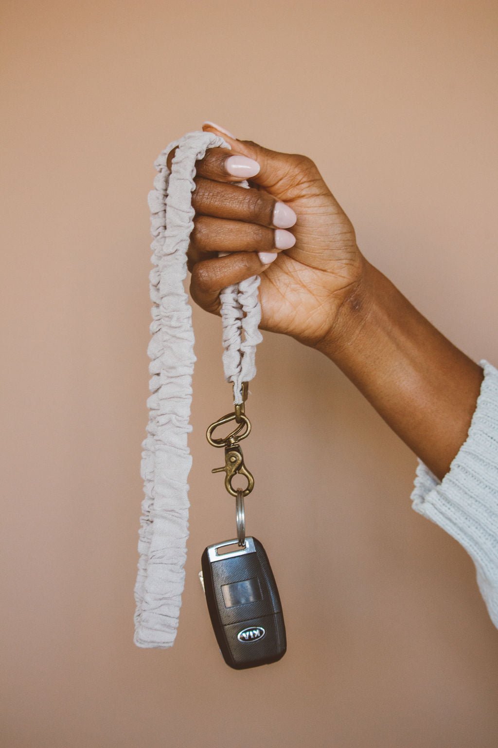 Flex & Go Lanyard | Linen