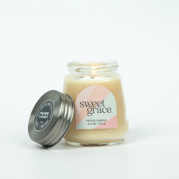 Sweet Grace Candle - Thumbnail 2