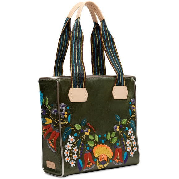 Consuela | Classic Tote | Vic