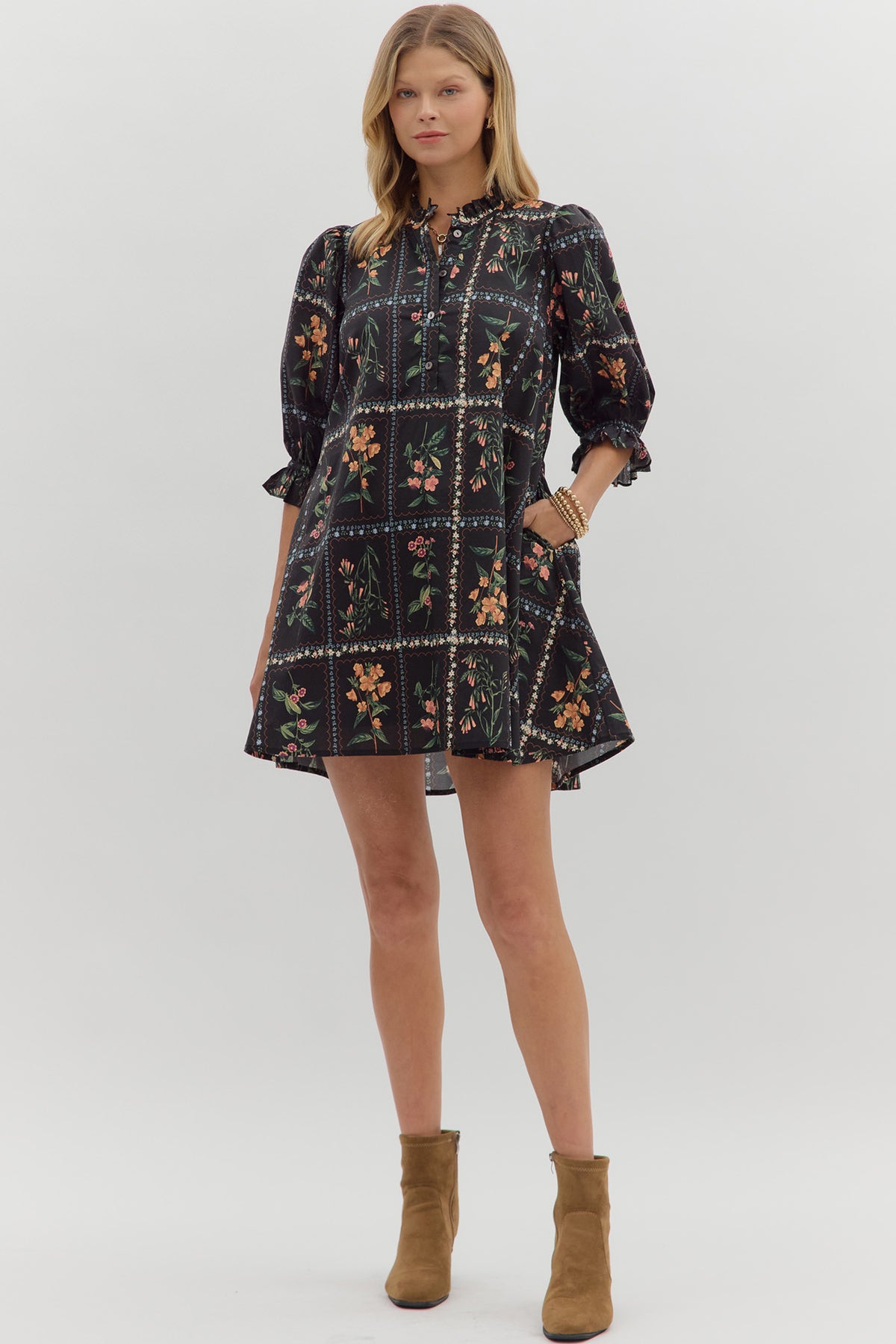 Floral Pattern 3/4 Sleeve Dress | Black