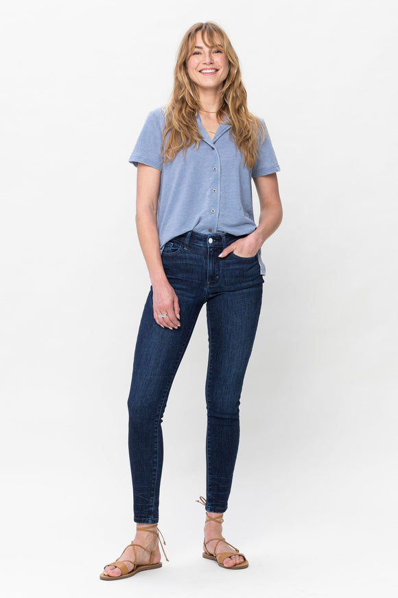 Judy Blue Class Crinkle Skinny Jeans | Mid Rise