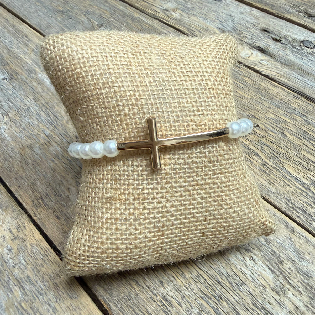 Pearl Cross Stretch Beaded Bracelet