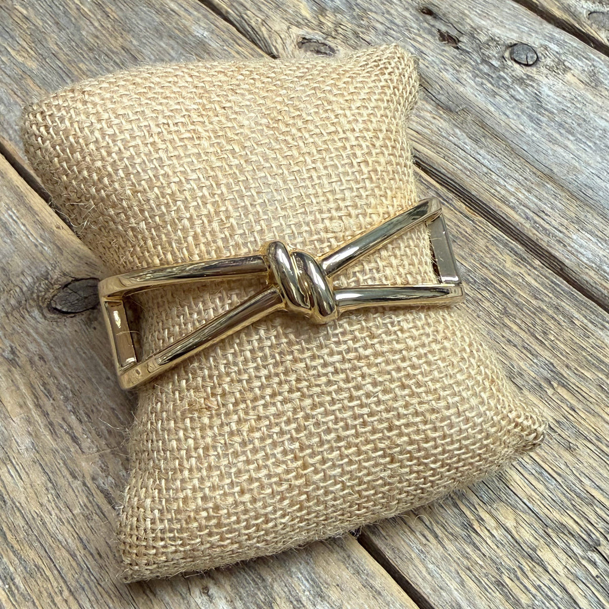 Knot Hinged Bangle Bracelet | Gold
