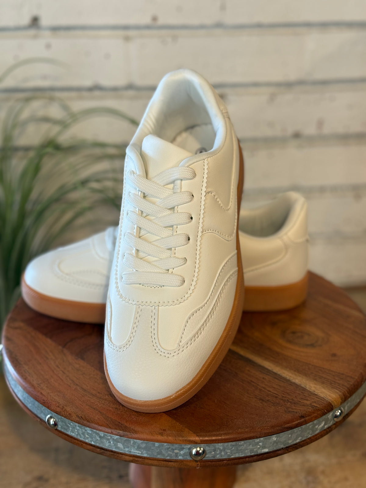 Modern Lifestyle Sneaker | White