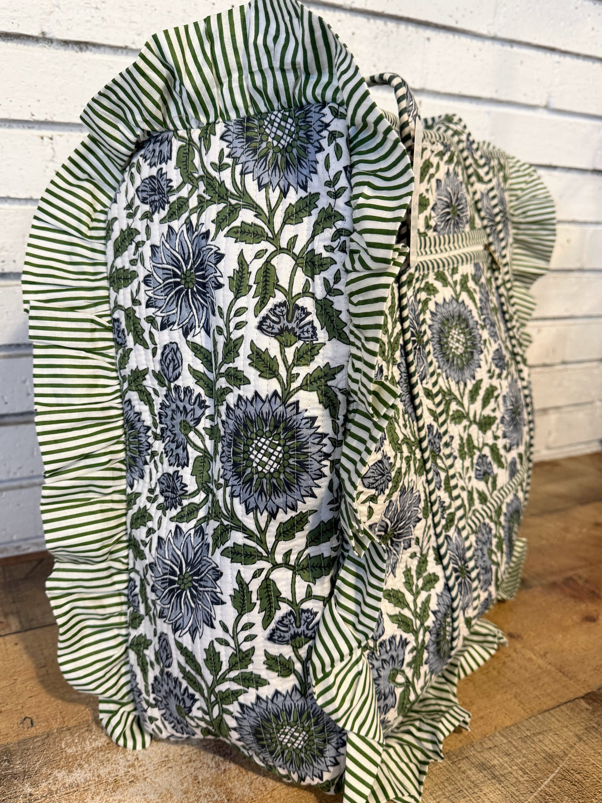 Ruffle Edge Quilted Mix Fabric Zip Tote Bag | Blue/Green Mix