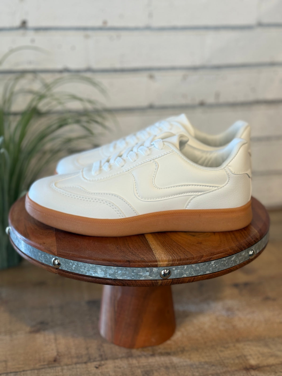 Modern Lifestyle Sneaker | White