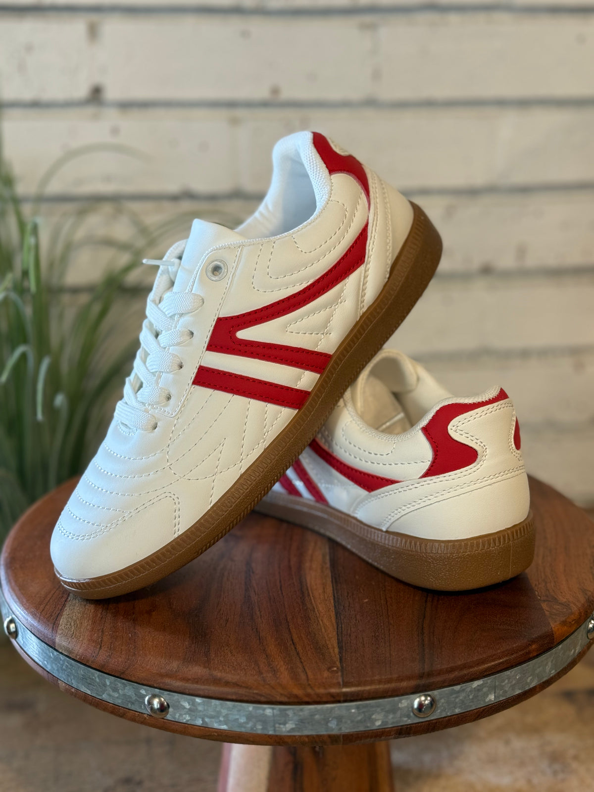 Stripe Lifestyle Sneaker | Red