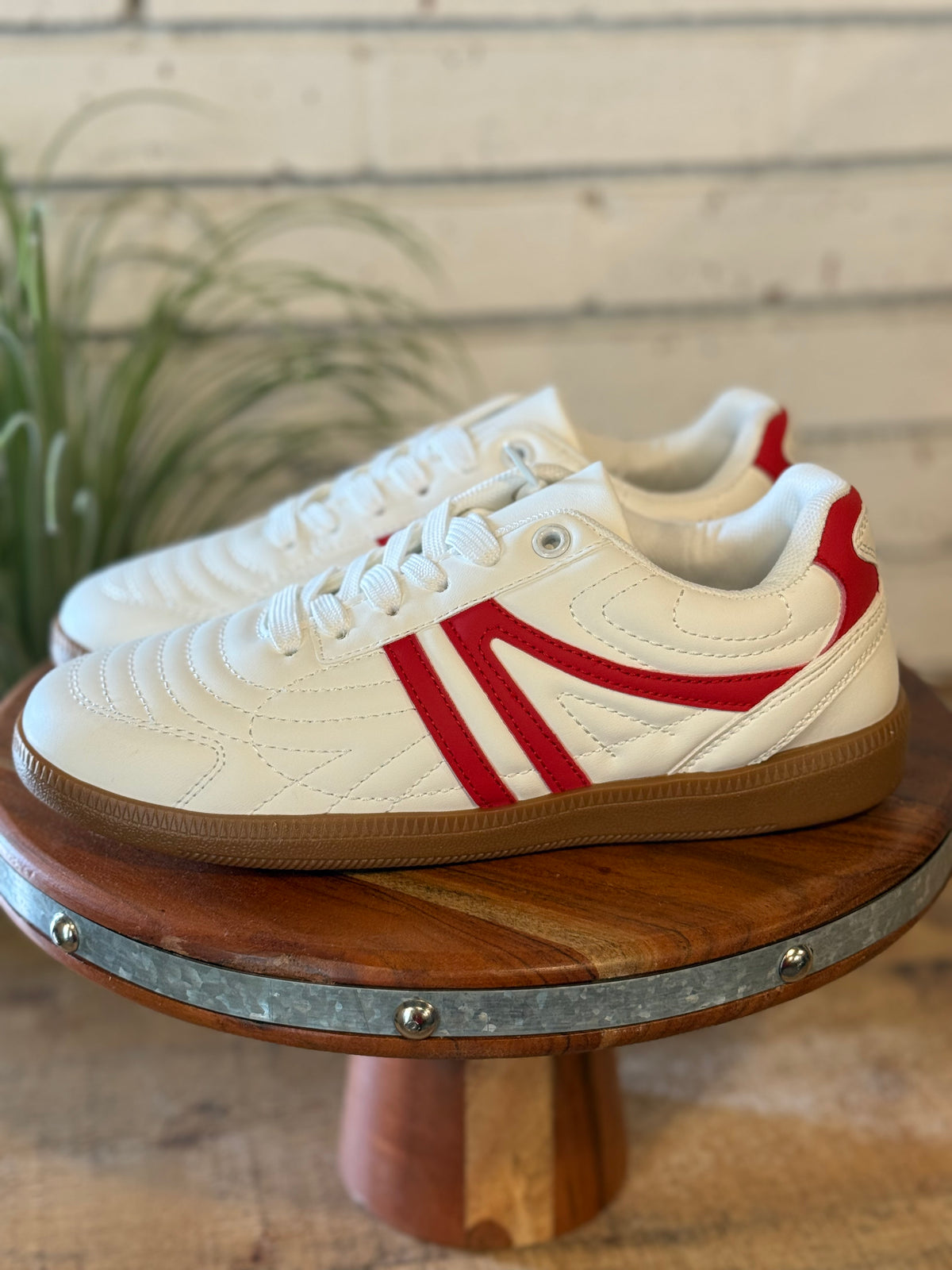 Stripe Lifestyle Sneaker | Red