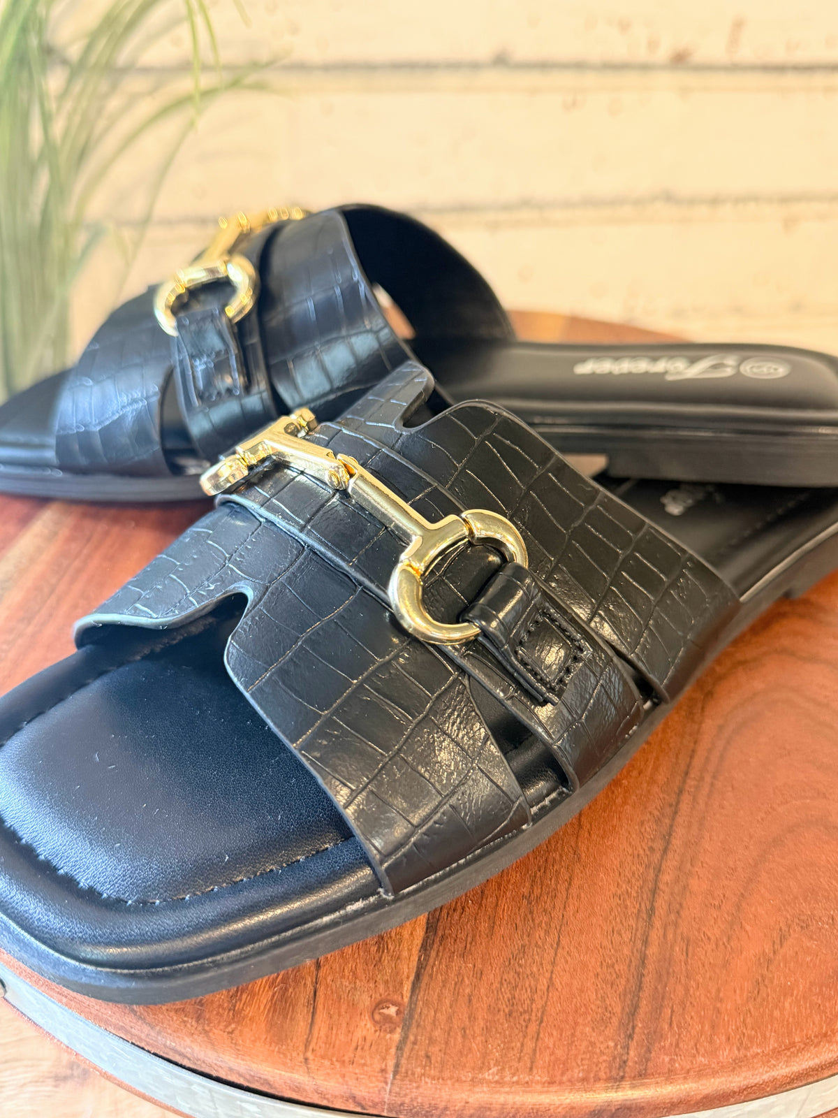 Luxe Croc Horsebit Slide Sandal | Black