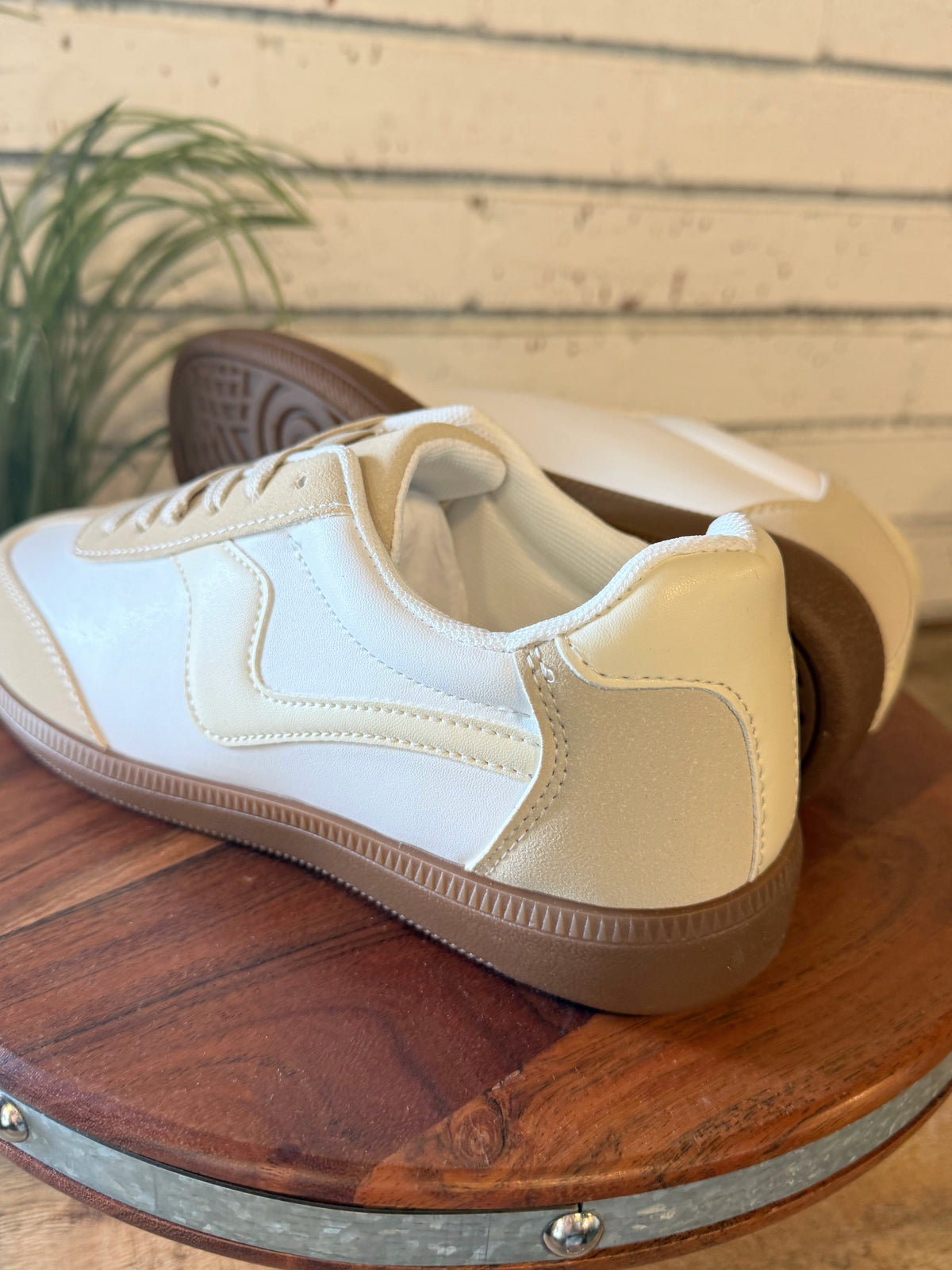 Outwoods Lifestyle Sneaker | Ivory
