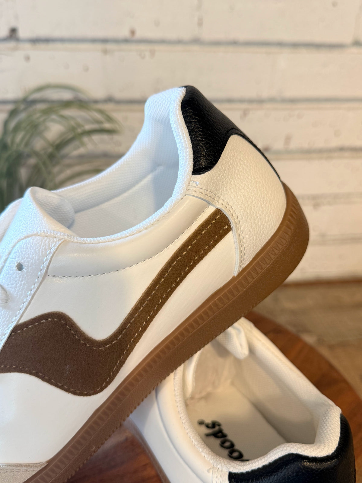 Outwoods Lifestyle Sneaker | Black/Tan
