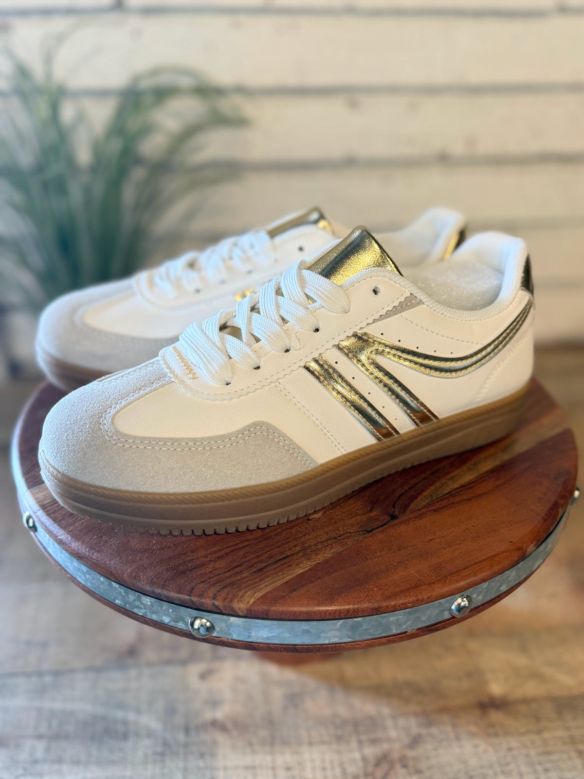 Stripe Lifestyle Sneaker | Gold