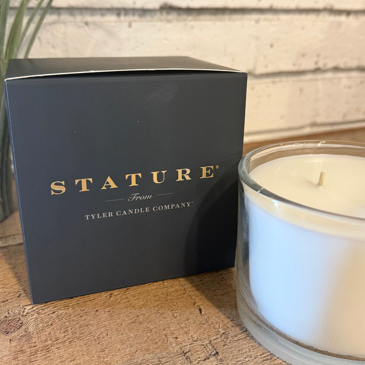 DIVA Stature Candle 16 oz. 2-Wick