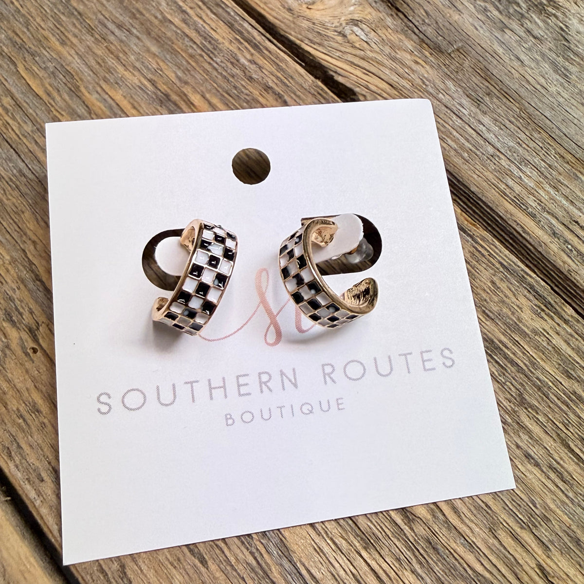 Checker Huggie Earrings | Gold/Black