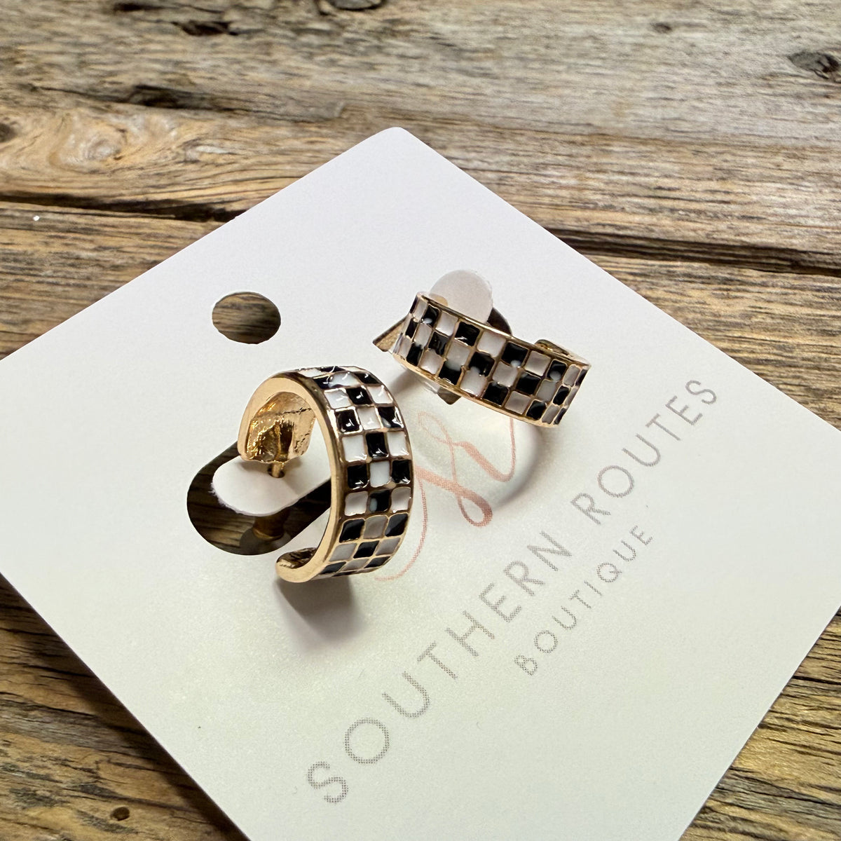 Checker Huggie Earrings | Gold/Black