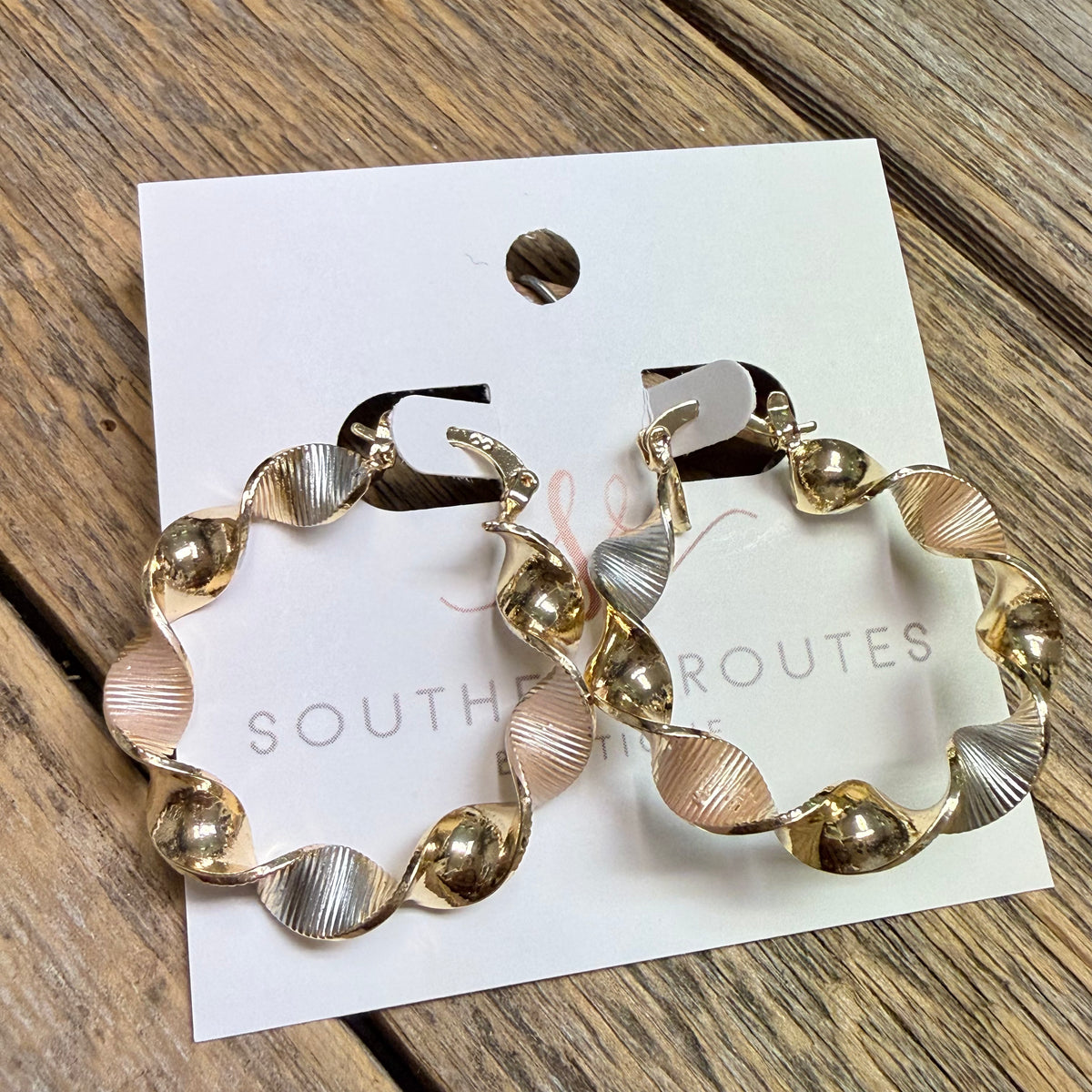 Twisted Hoop Earrings | Gold/Silver/Rose Gold