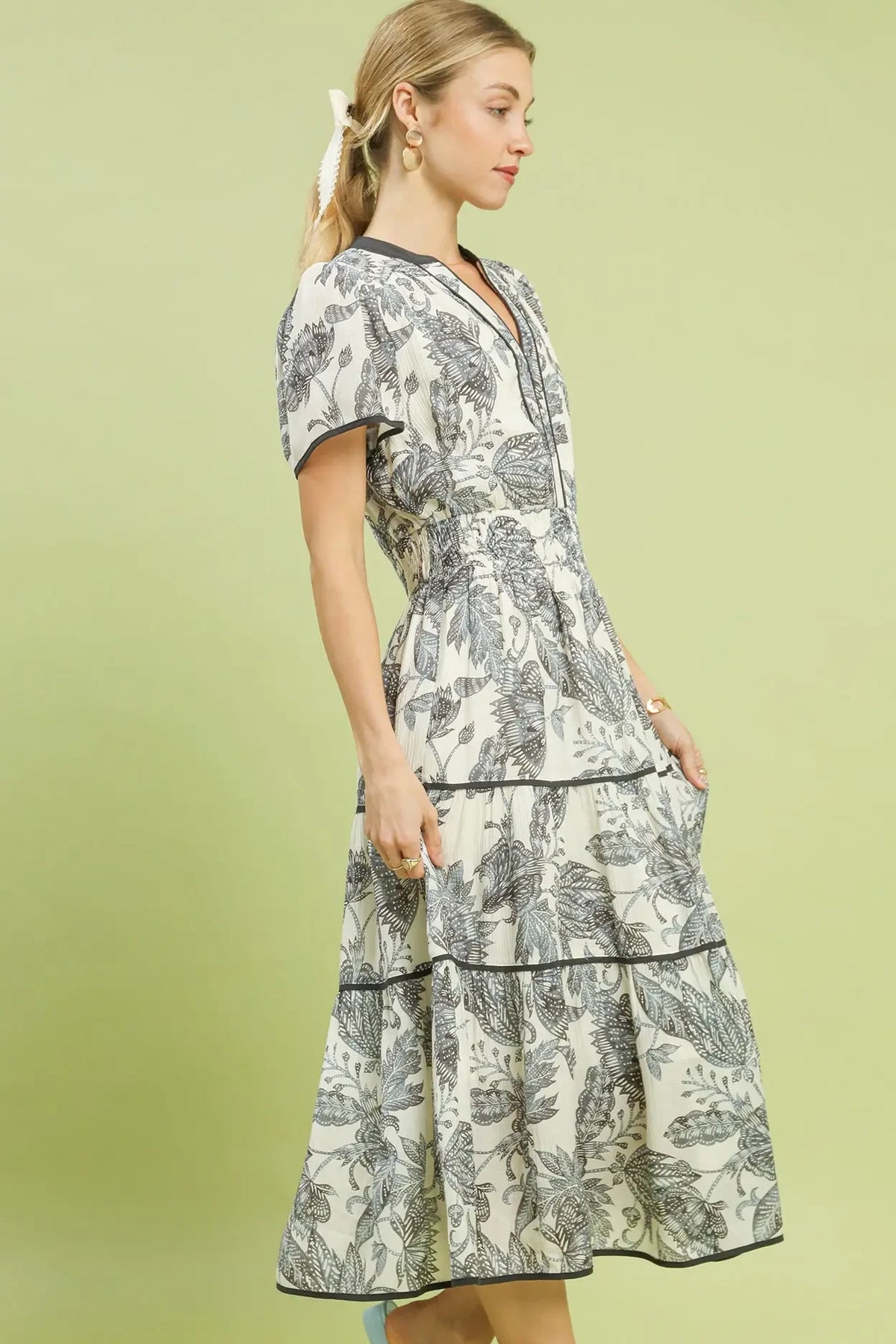 Botanical Tiered Midi Dress | Grey