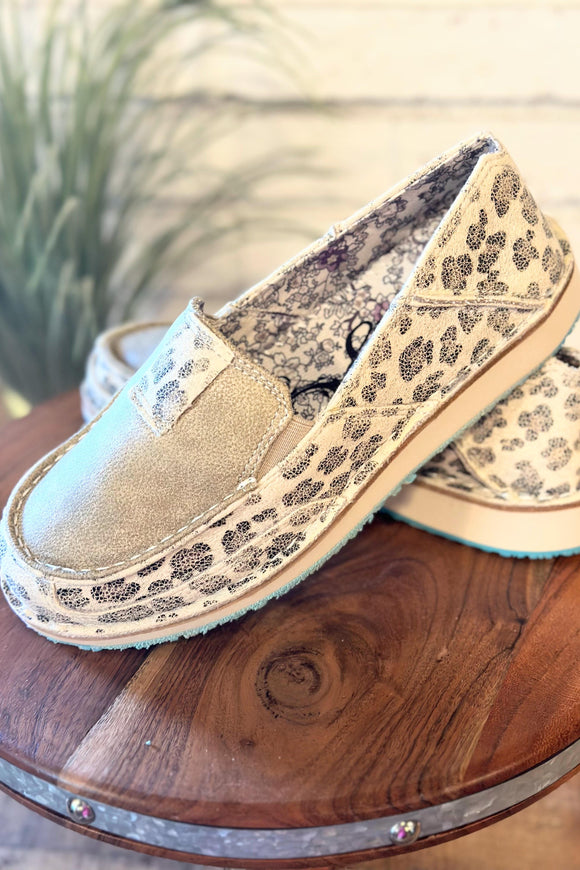 Moon Valley Slip Ons | Cream