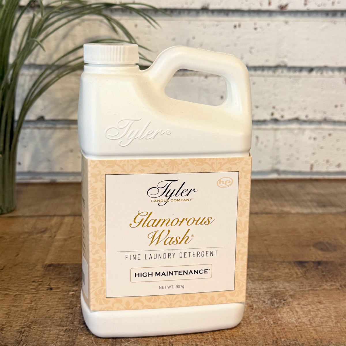 HIGH MAINTENANCE Glamorous Wash | Net Wt. 907g