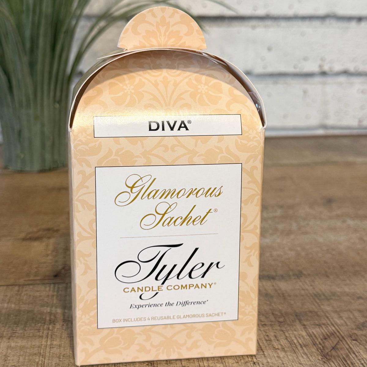 DIVA Glamorous Sachet