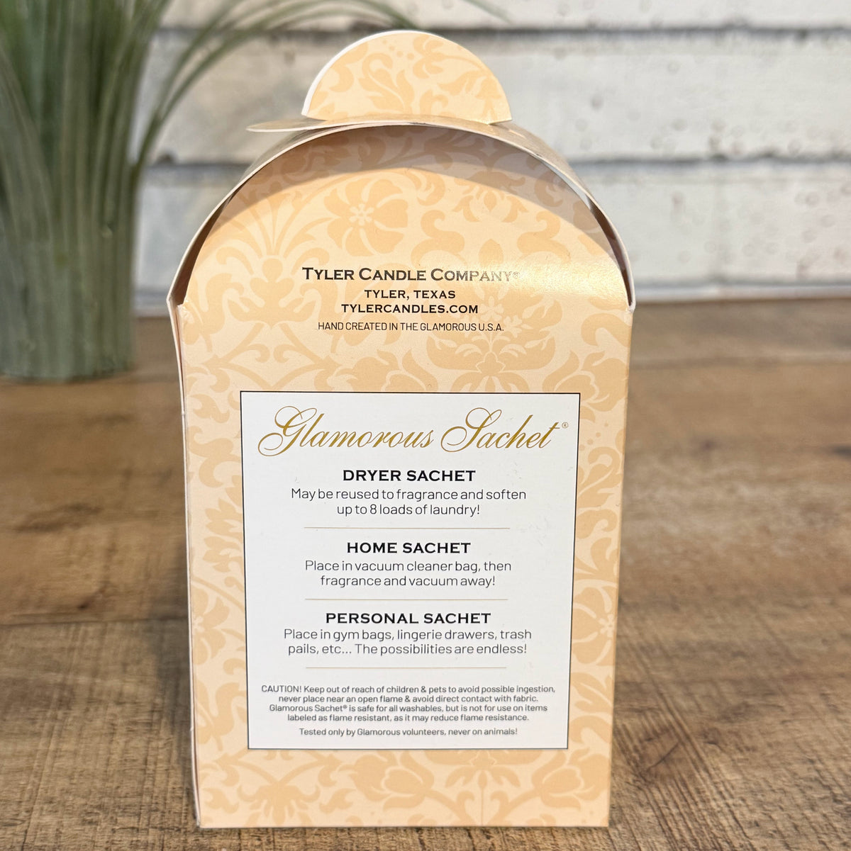 HIGH MAINTENANCE Glamorous Sachet